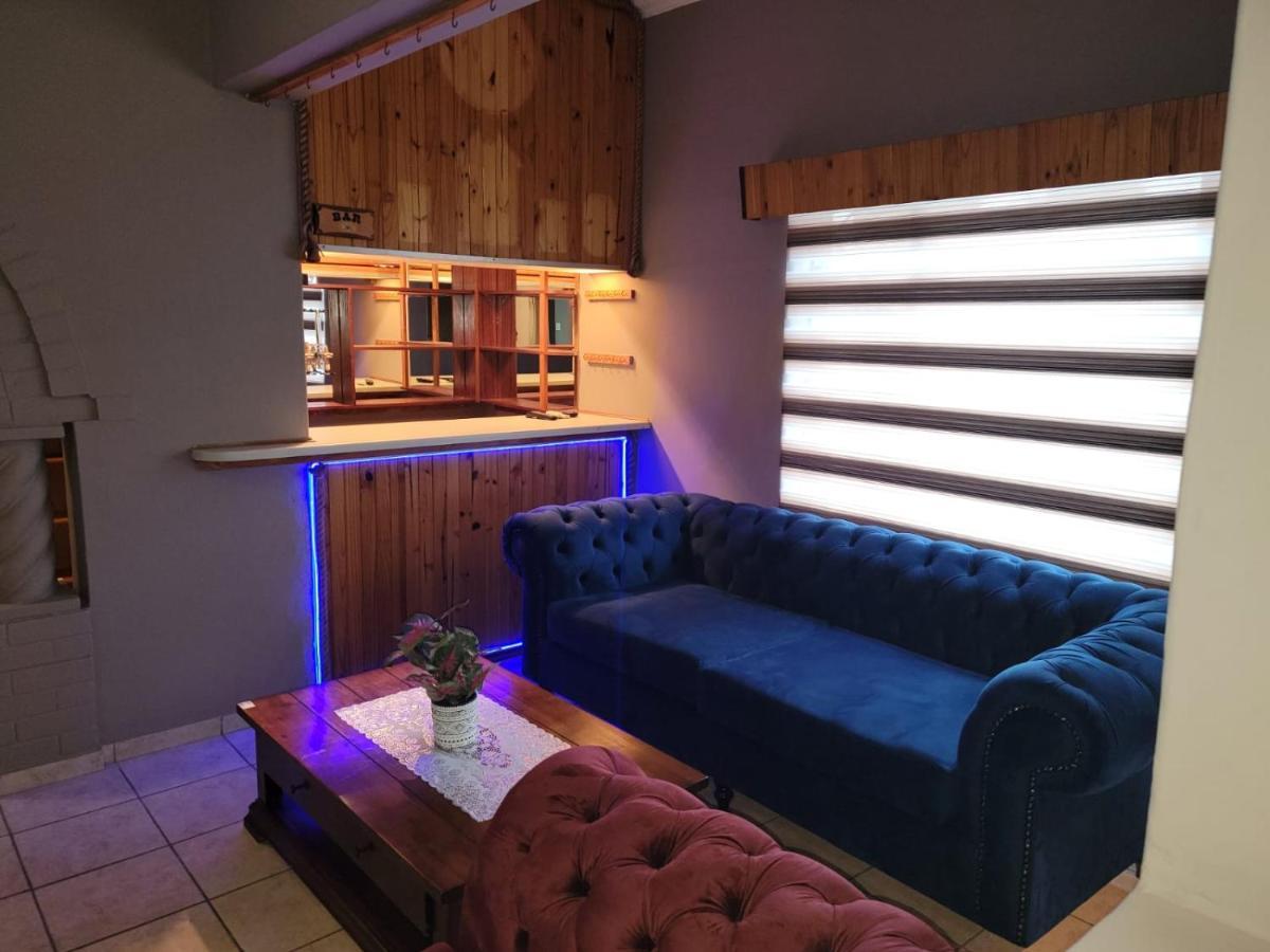 La-Nuel Guest Lodge Boksburg Exteriör bild